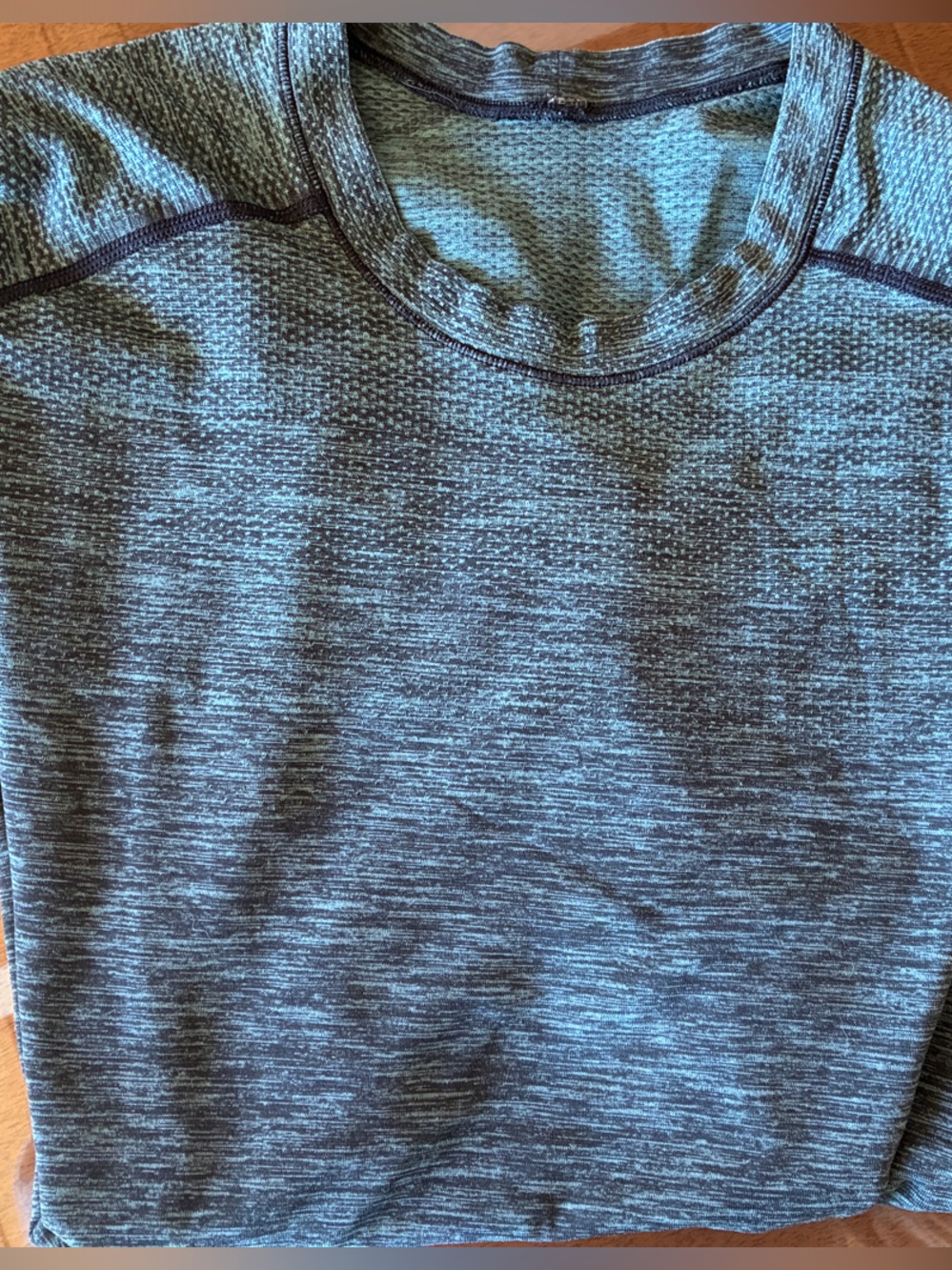 lululemon athletica Men's Short Sleeve Heathered Teal/Gray Performance Tee